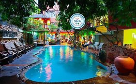 Villa Cha-cha Banglumphu  3*